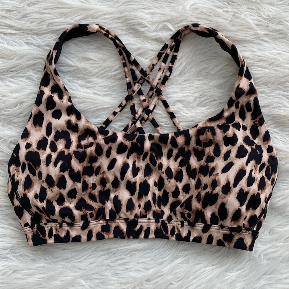 Victoriaโs Secret | Leopard Print Strappy Back Sports Bra
